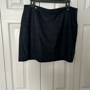 Banana Republic skirt, fully lined, new with tag, navy plaid